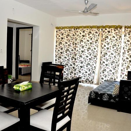 2Bhk Lake View Apartment Lavasa Dış mekan fotoğraf