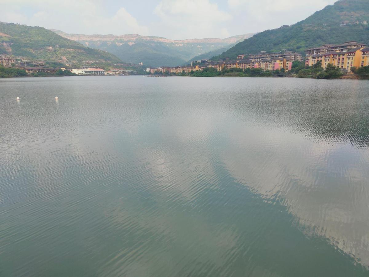 2Bhk Lake View Apartment Lavasa Dış mekan fotoğraf